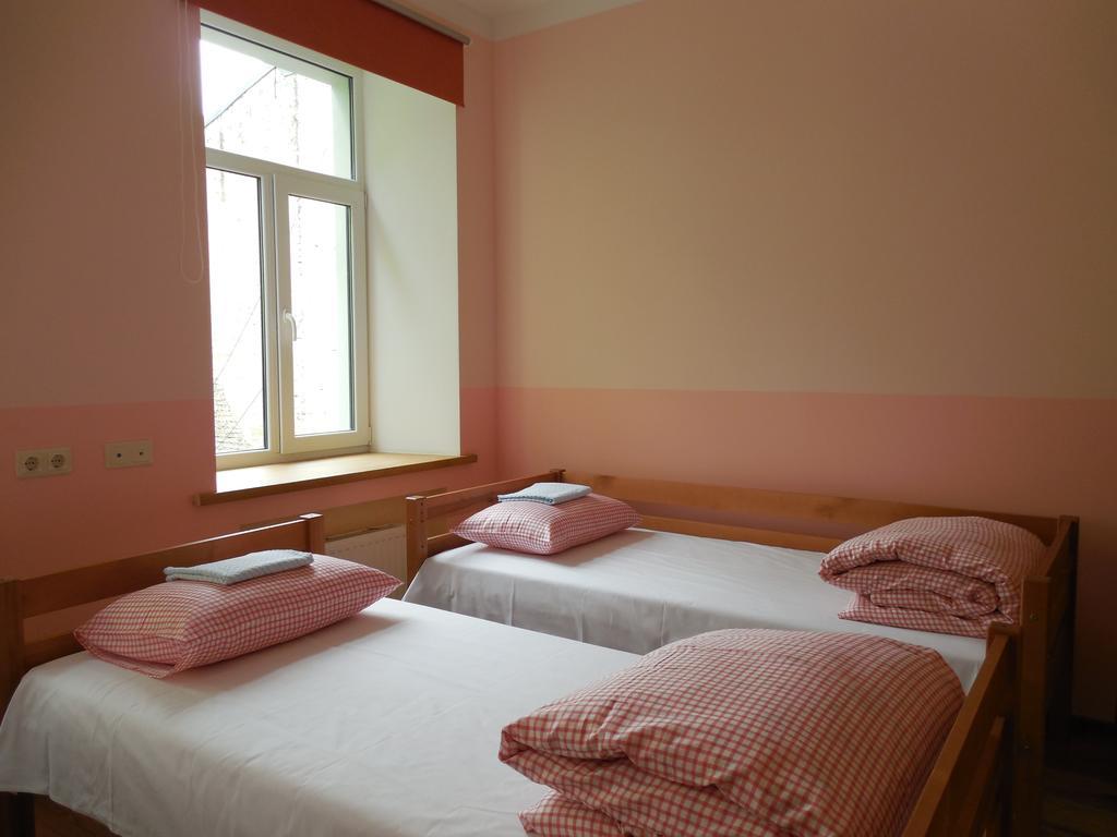 Gogol Park Hostel รีกา ภายนอก รูปภาพ