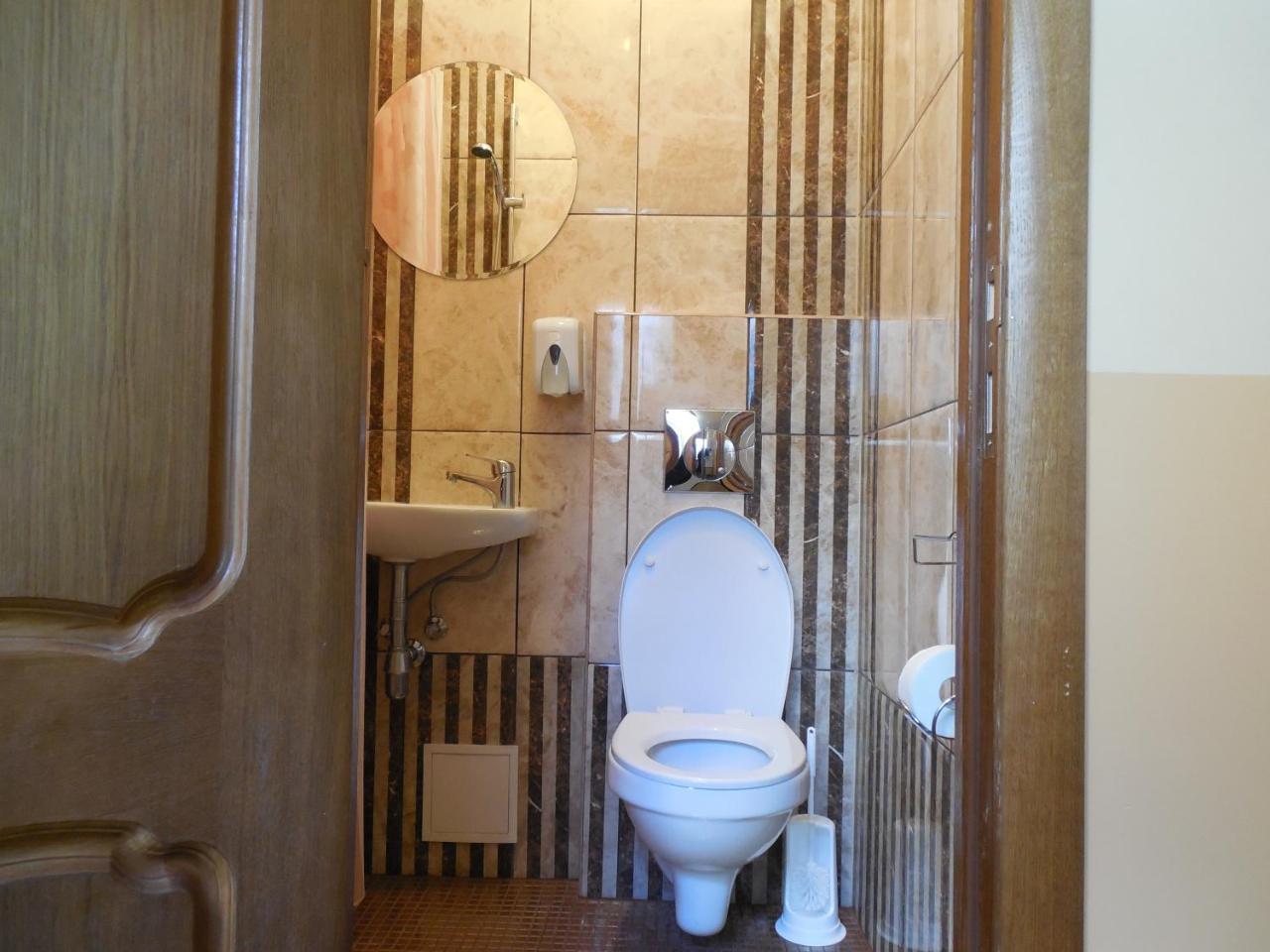 Gogol Park Hostel รีกา ภายนอก รูปภาพ