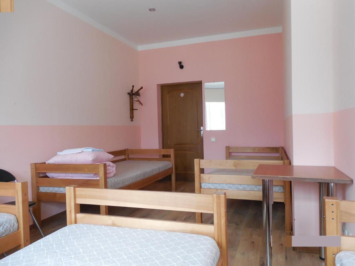 Gogol Park Hostel รีกา ภายนอก รูปภาพ